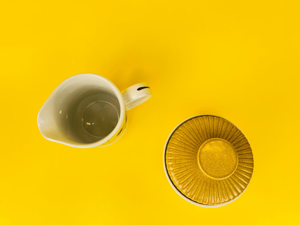 Product image for 'vintage myott yellow daisy ironstone cream sugar set made in england' (view 655378)