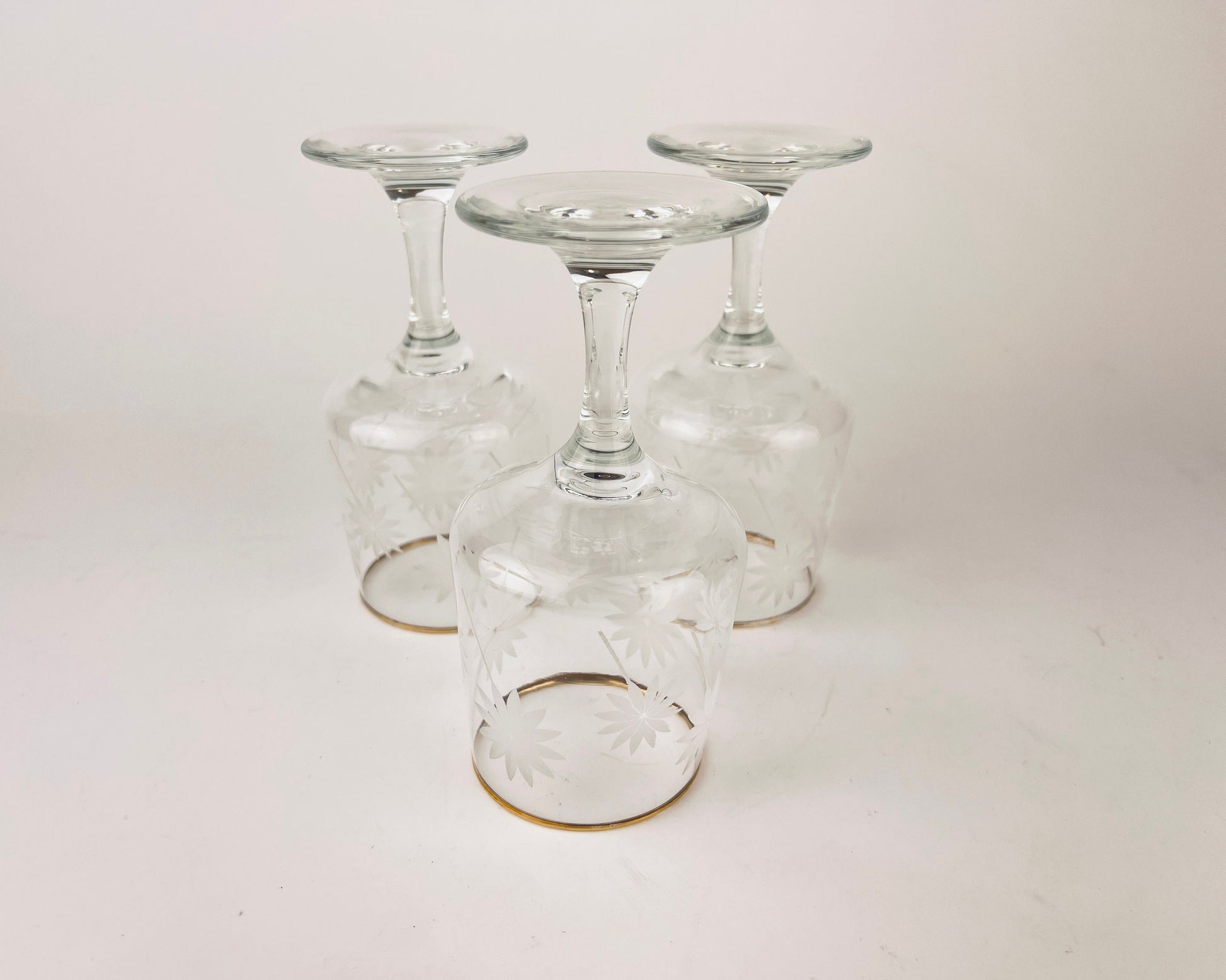 Product image for 'vintage gold rimmed white matte pinwheel pattern mini goblets set of three 3 barware gift' (view 5922af)
