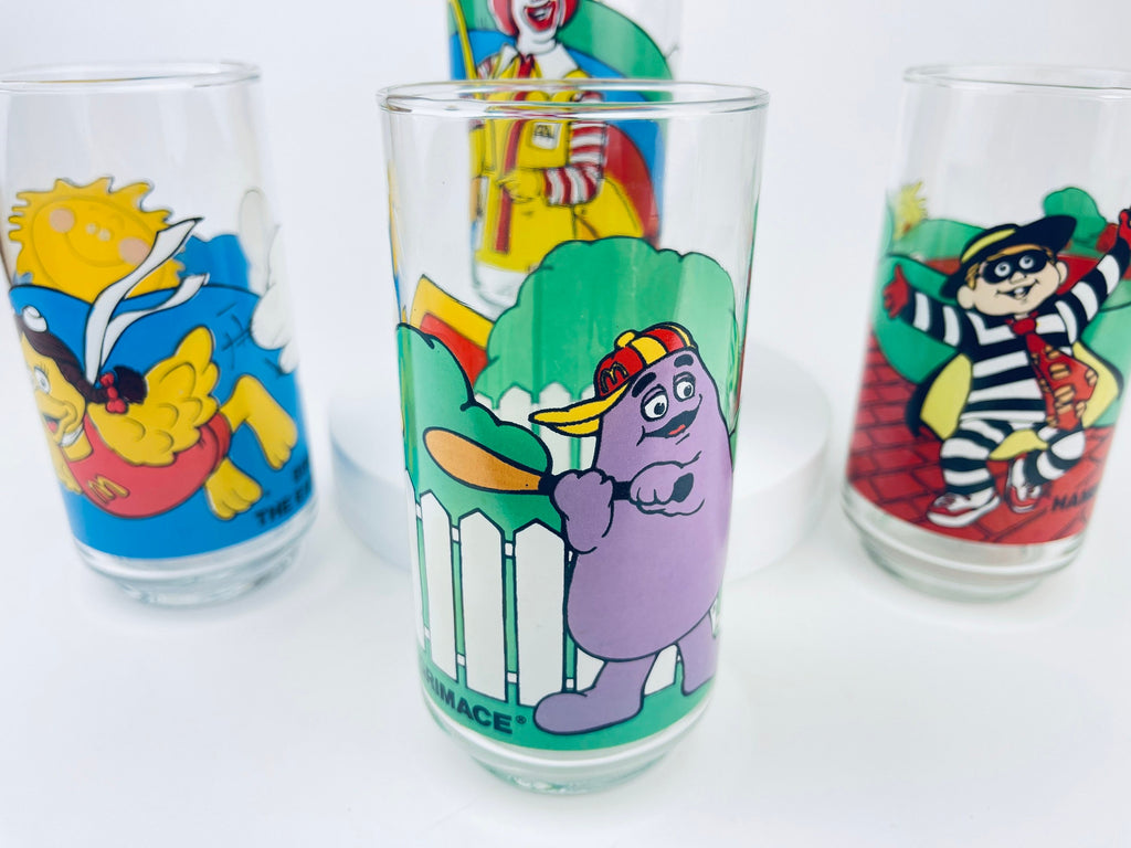 Product image for 'vintage mcdonalds canada glass tumblers grimace hamburglar birdie the early bird ronald mcdonald sold individually' (view 021b72)