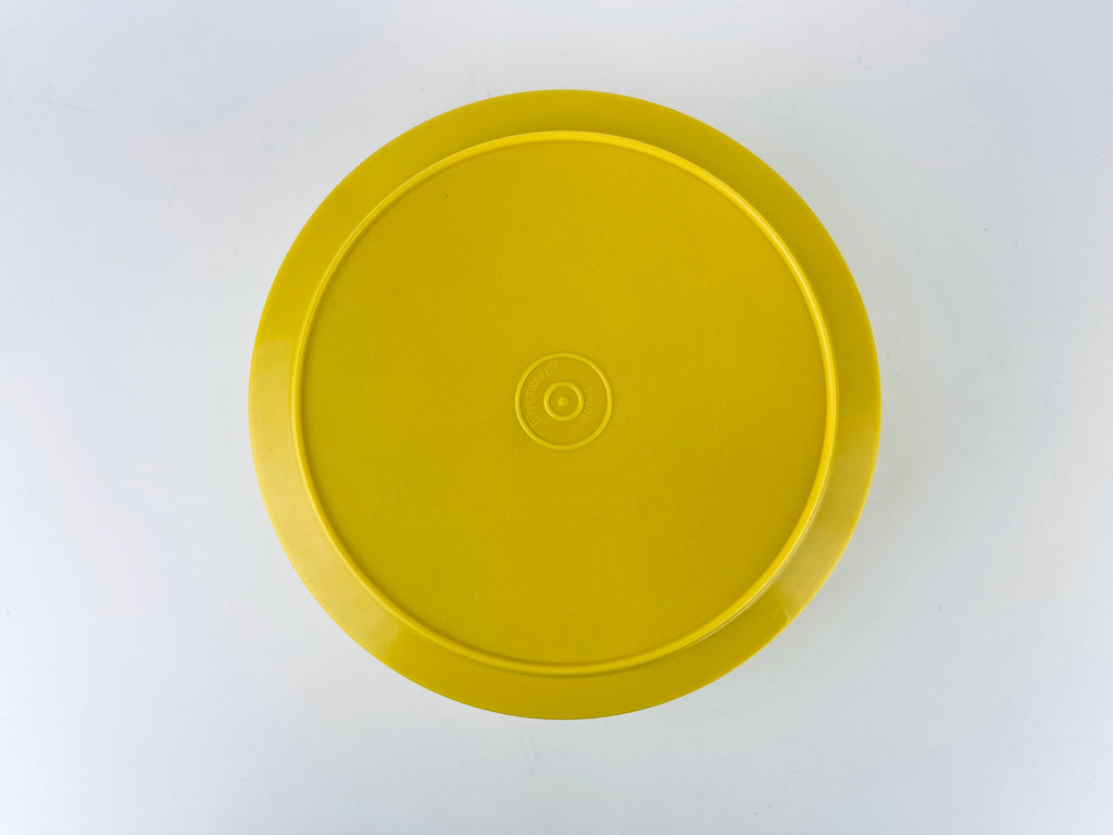 Product image for 'vintage plastic tupperware containers harvest orange yellow avocado green made in canada sold separately' (view 8774ce)