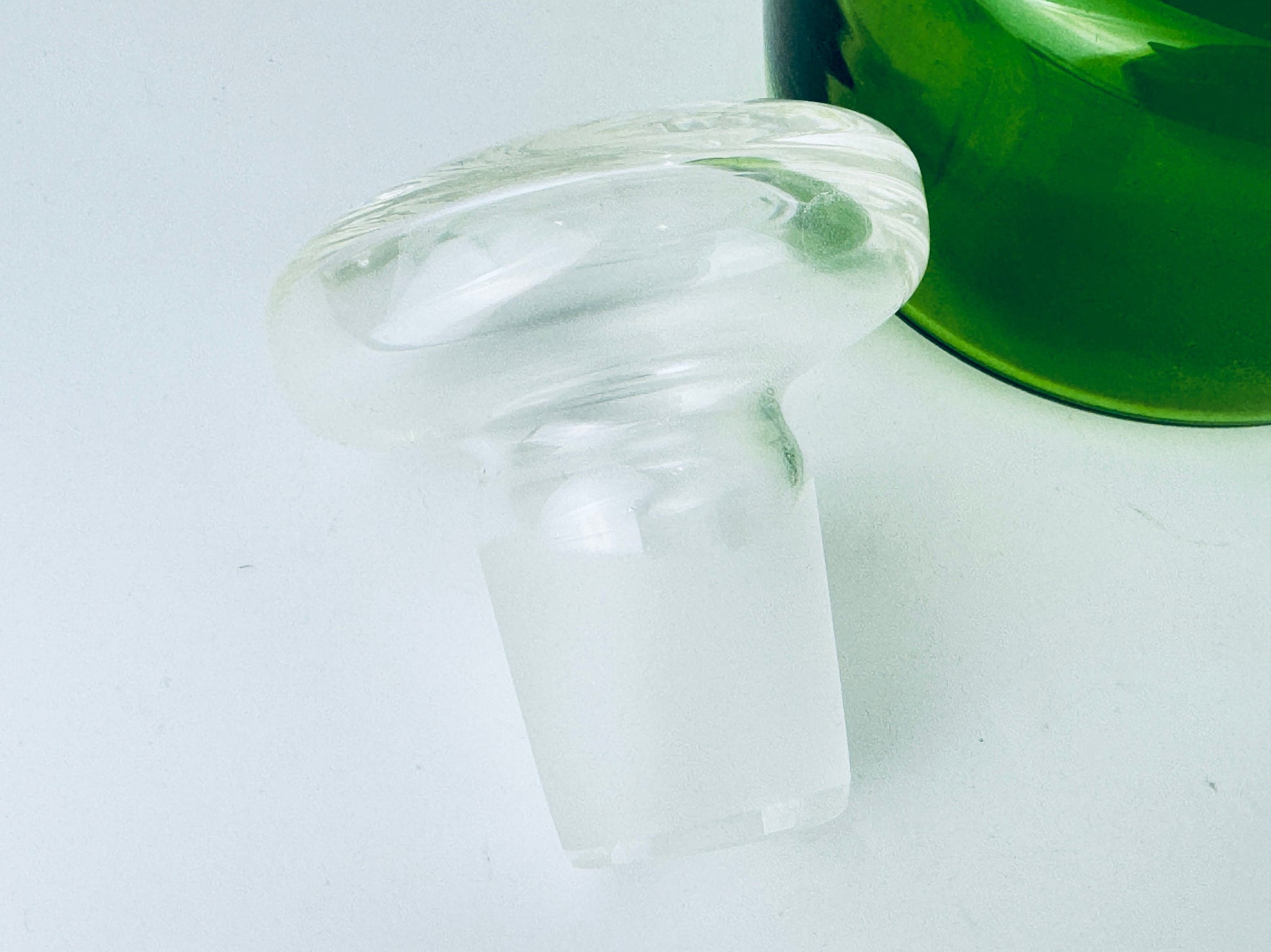 Product image for 'vintage mid mod bright green clear glass decanter pitcher barware gift' (view 04ff8e)