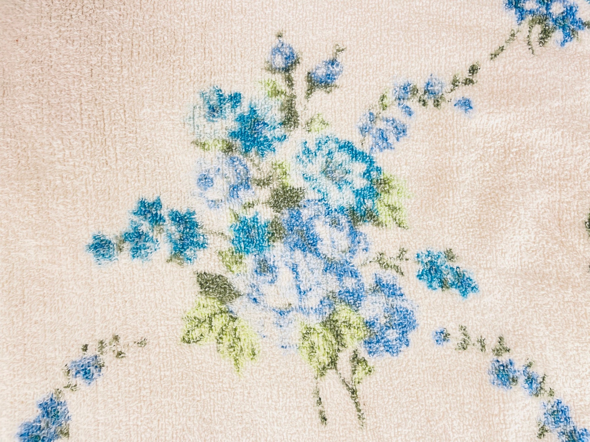 Product image for 'vintage blue floral fringe bath towel cotton rayon blend made in canada' (view 22d75d)