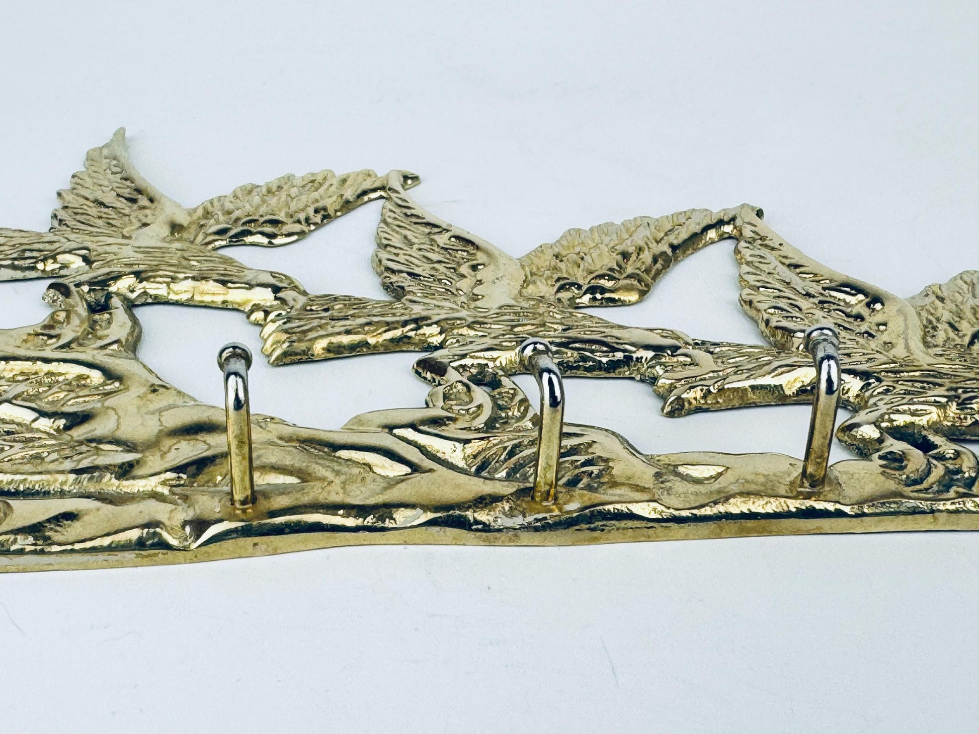 Product image for 'vintage brass wall key rack swooping eagles over water foyer accent' (view 7d259c)