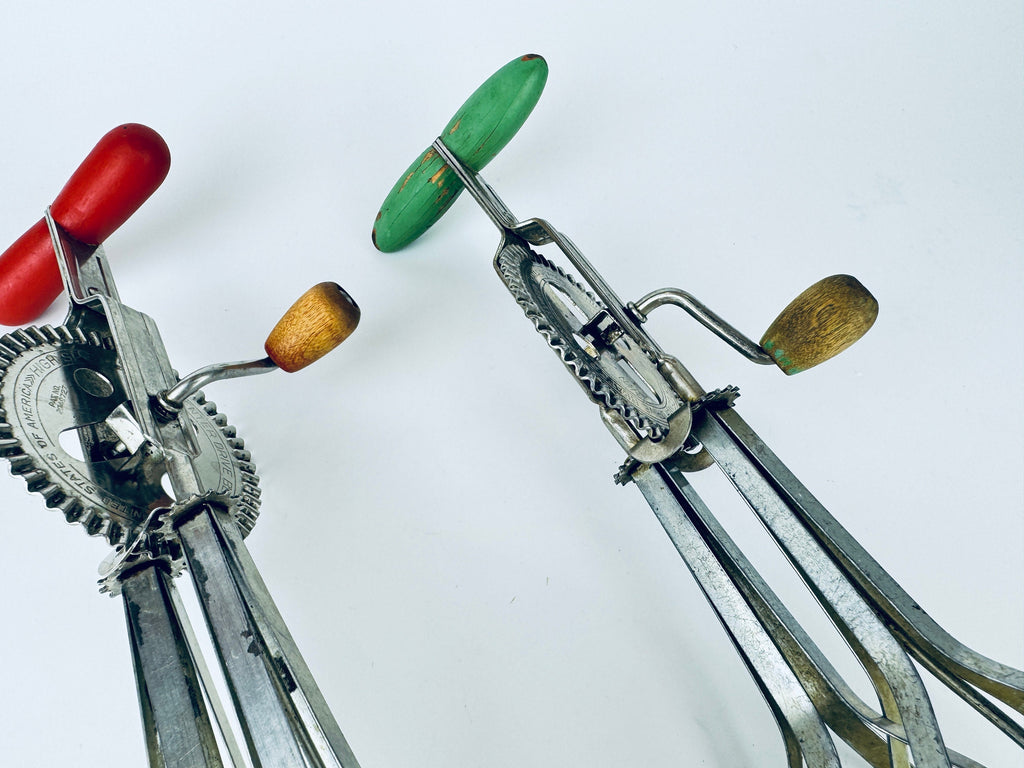 Product image for 'vintage a j metal red green wood manual double whisk high speed super center drive beater made in usa sold separately' (view 524cd3)