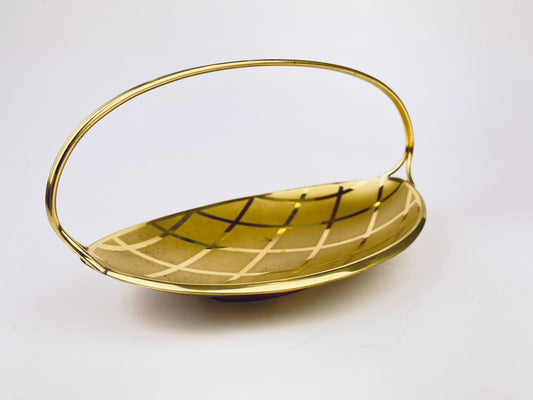 Product image for 'vintage decorative brass bowl handle diamond pattern attractive aged metal patina' (view 96a580)