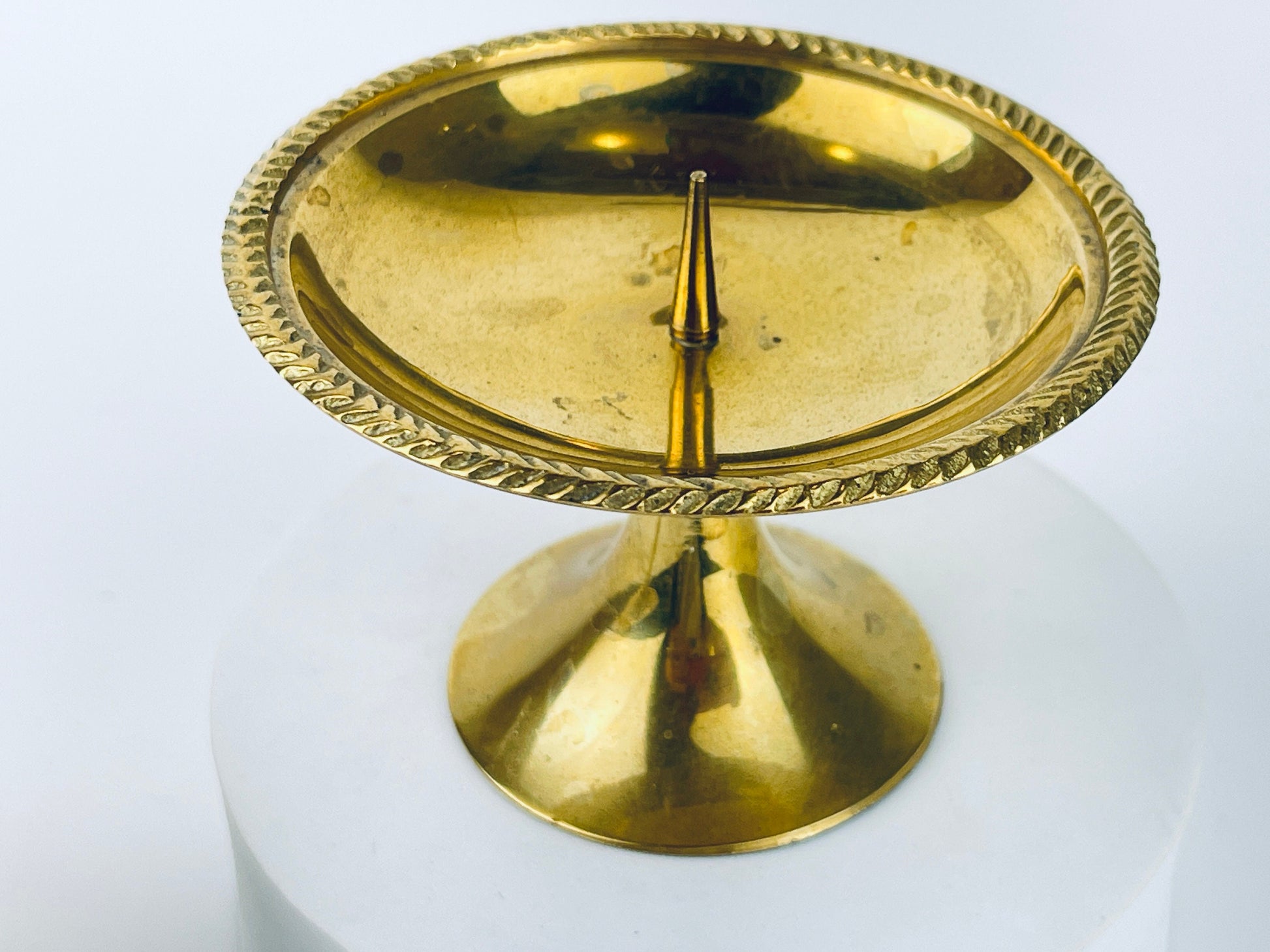 Product image for 'vintage brass pedestal spike candleholders set of 2 with etched rim' (view 6faf22)