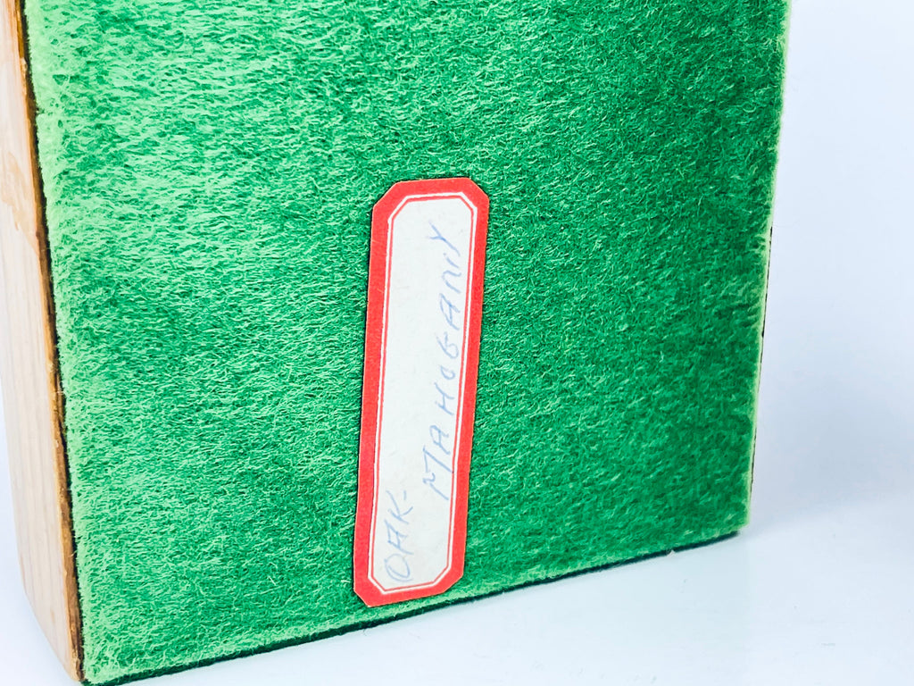 Product image for 'vintage handmade oak mahogany wood book ends felted bottoms' (view 93fc23)