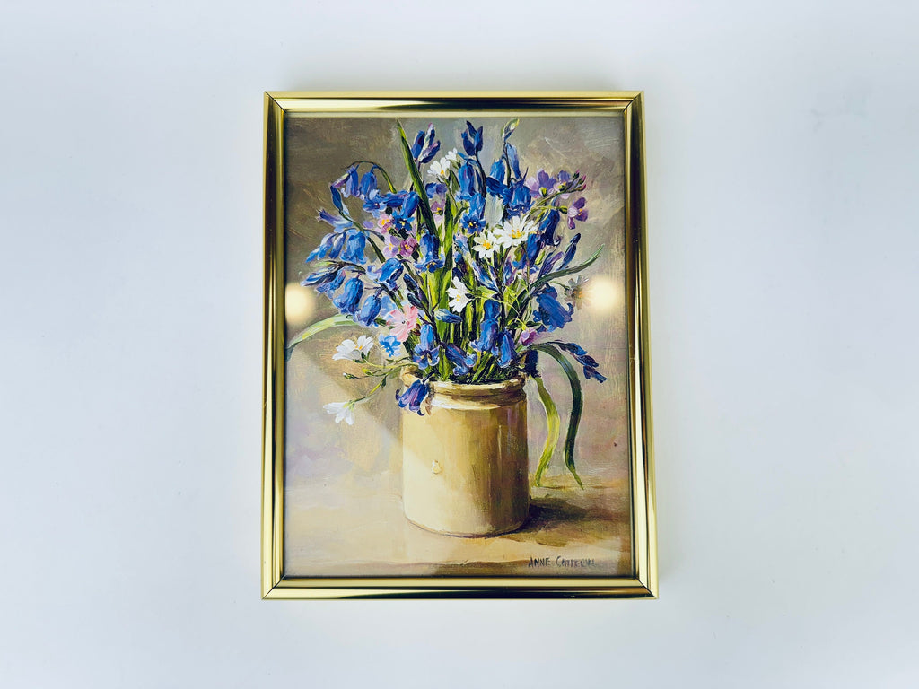 Product image for 'vintage wall mount brushed gold tone metal 6 x 8 picture frame pressure held back frames sold separately' (view 9dcb99)