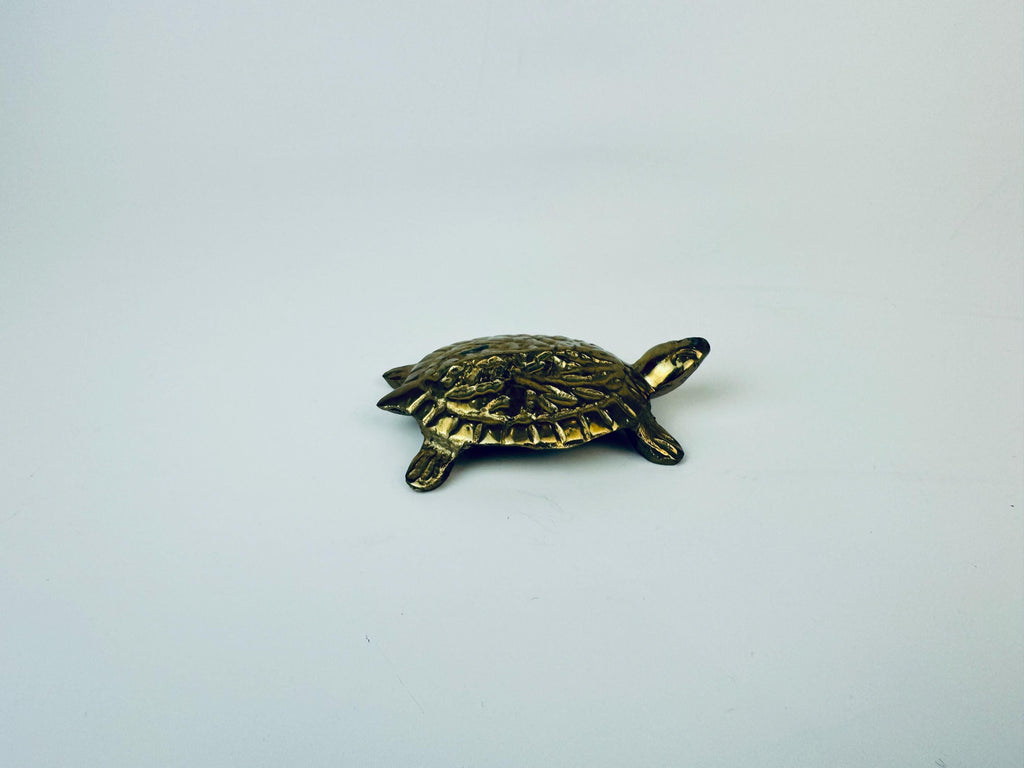 Product image for 'vintage solid brass turtle figurine paperweight attractive aged metal patina' (view 178b28)