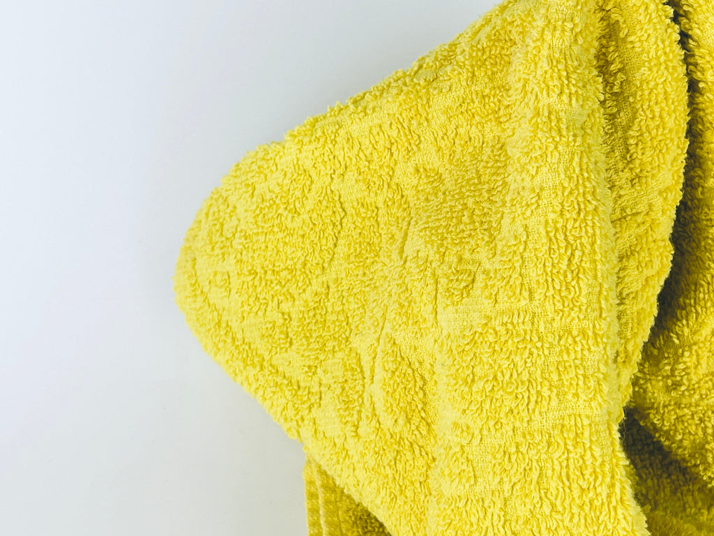 Product image for 'vintage sears yellow floral rectangular fringe hand towel 100 cotton made in usa' (view 17d37e)