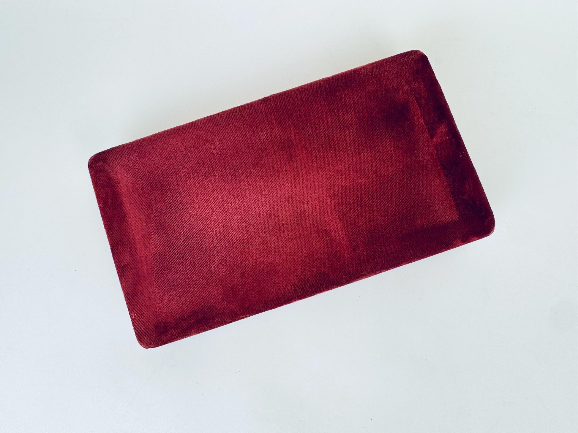 Product image for 'vintage 1980s mauve crushed velvet jewellery travel box with mirror' (view 1869a9)