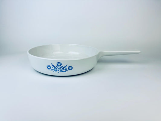 Product image for 'vintage blue cornflower corning ware 8 5 skillet sauce pan rangetoppers n 8 1 2 b made in usa' (view 12d240)