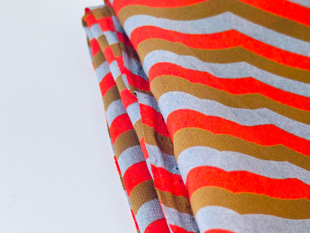 Product image for 'vintage orange brown grey semi sheer chevron print polyester fabric 45 x 62' (view 9a43a2)