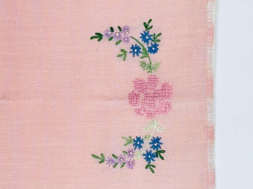 Product image for 'vintage pale pink white embroidered floral rectangular table runner' (view dfa861)