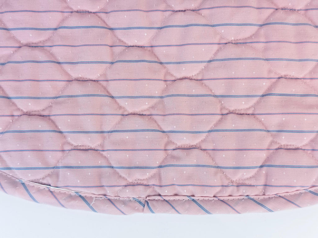 Product image for 'vintage oval 90s pink purple quilted place mats napkin set set of four 4' (view 8e822a)