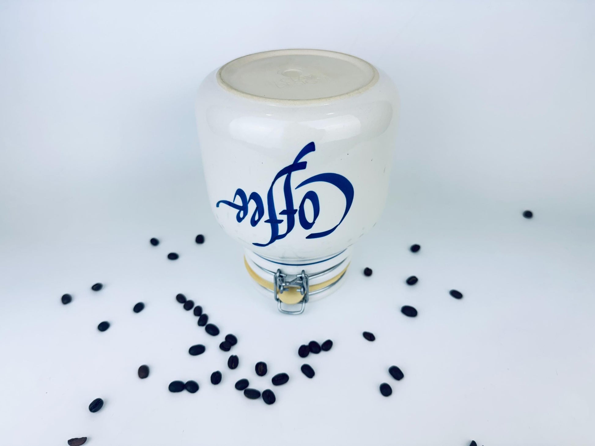 Product image for 'vintage 1990s beige blue ceramic coffee canister airtight countertop jar' (view e83432)