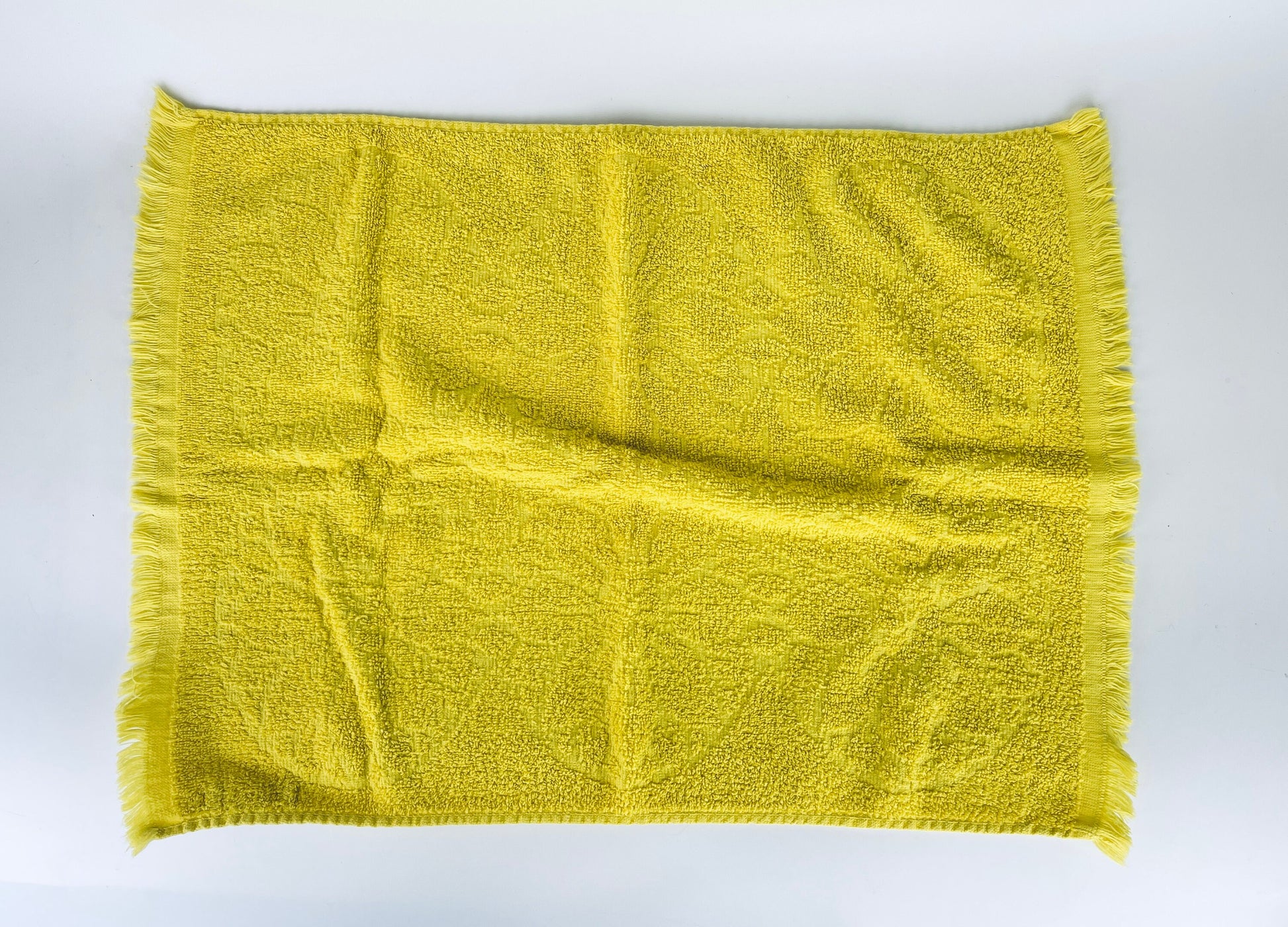 Product image for 'vintage sears yellow floral rectangular fringe hand towel 100 cotton made in usa' (view c9c808)