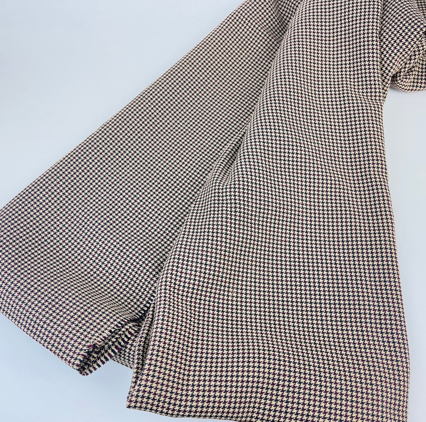 Product image for 'vintage houndstooth beige purple navy polyester fabric 57 x 64' (view a1897b)