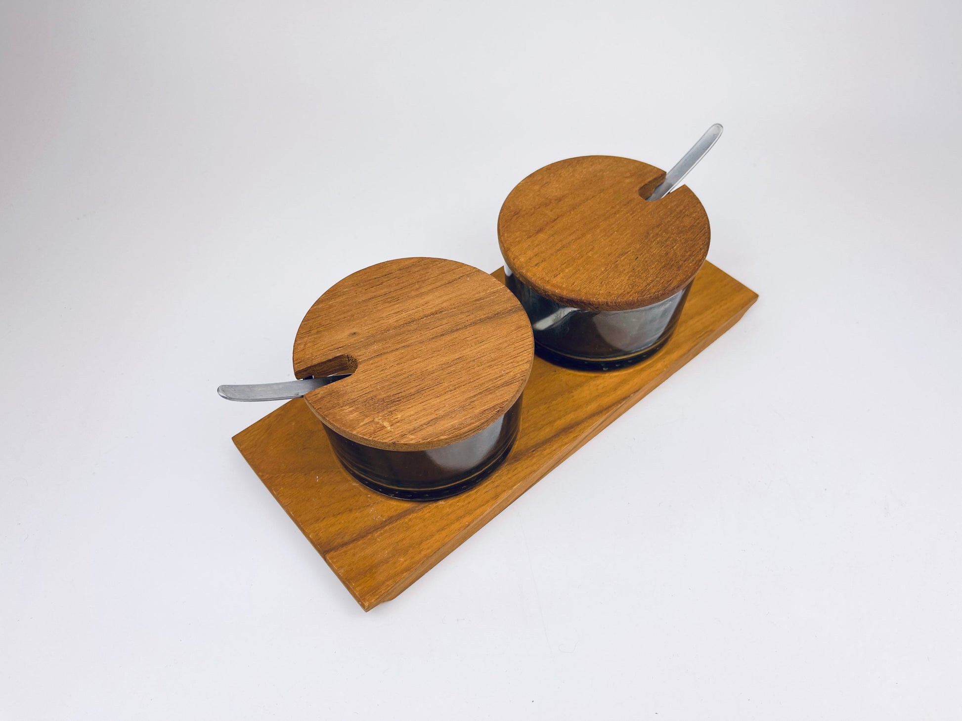 Product image for 'vintage luthje danish preserve set appetizer dinner party serve ware wood tray glass containers made in denmark' (view ab74f4)
