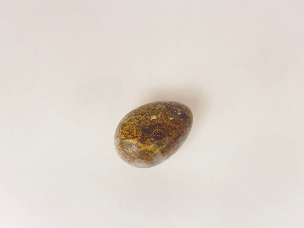 Product image for 'vintage 1970s purple marble stone egg paperweight elegant desk accent' (view 35e455)