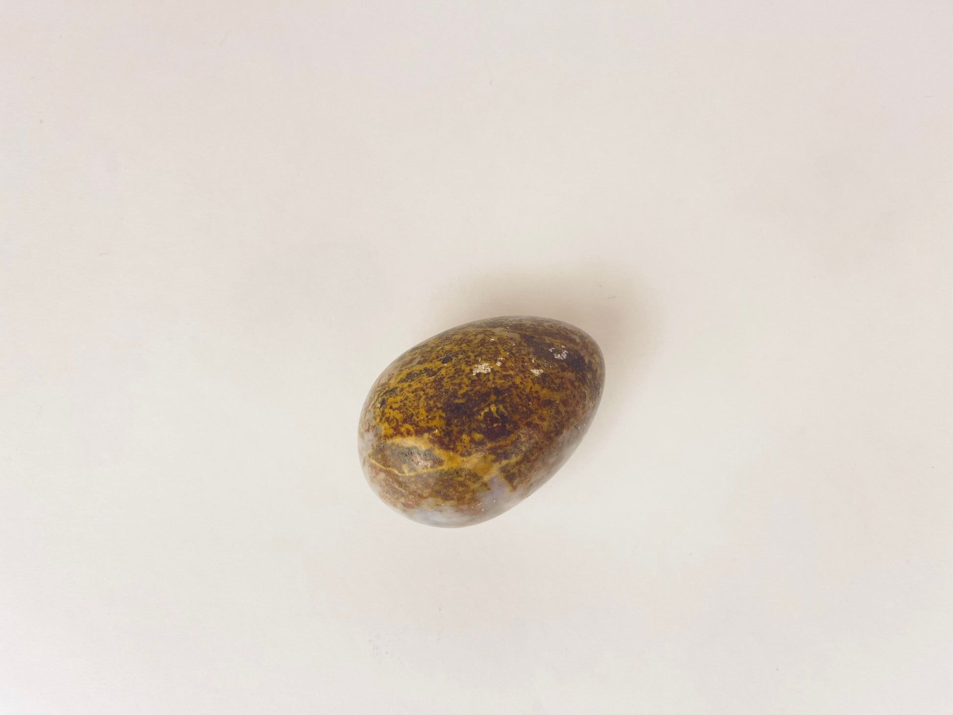 Product image for 'vintage 1970s purple marble stone egg paperweight elegant desk accent' (view 35e455)