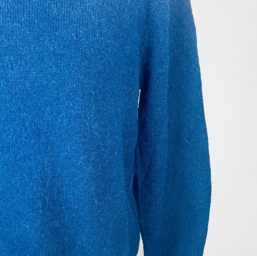 Product image for 'vintage jantzen blue wool sweater size xl made in canada' (view 9cb75a)