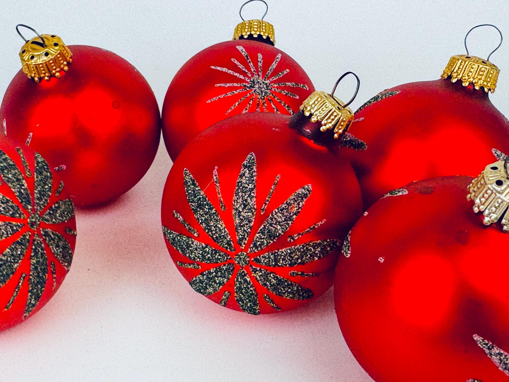 Product image for 'vintage red gold glitter mecury glass christmas tree ornaments set of six 6 made in western germany by krebs sohn' (view 332d8b)