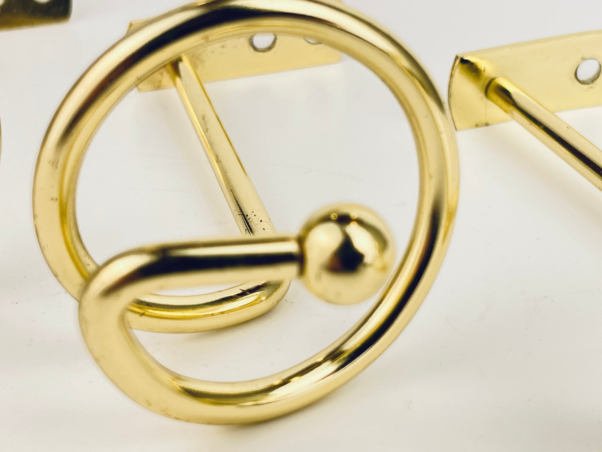 Product image for 'vintage brass swirl spiral brass wall hook aged metal patina set of three 3' (view b02737)