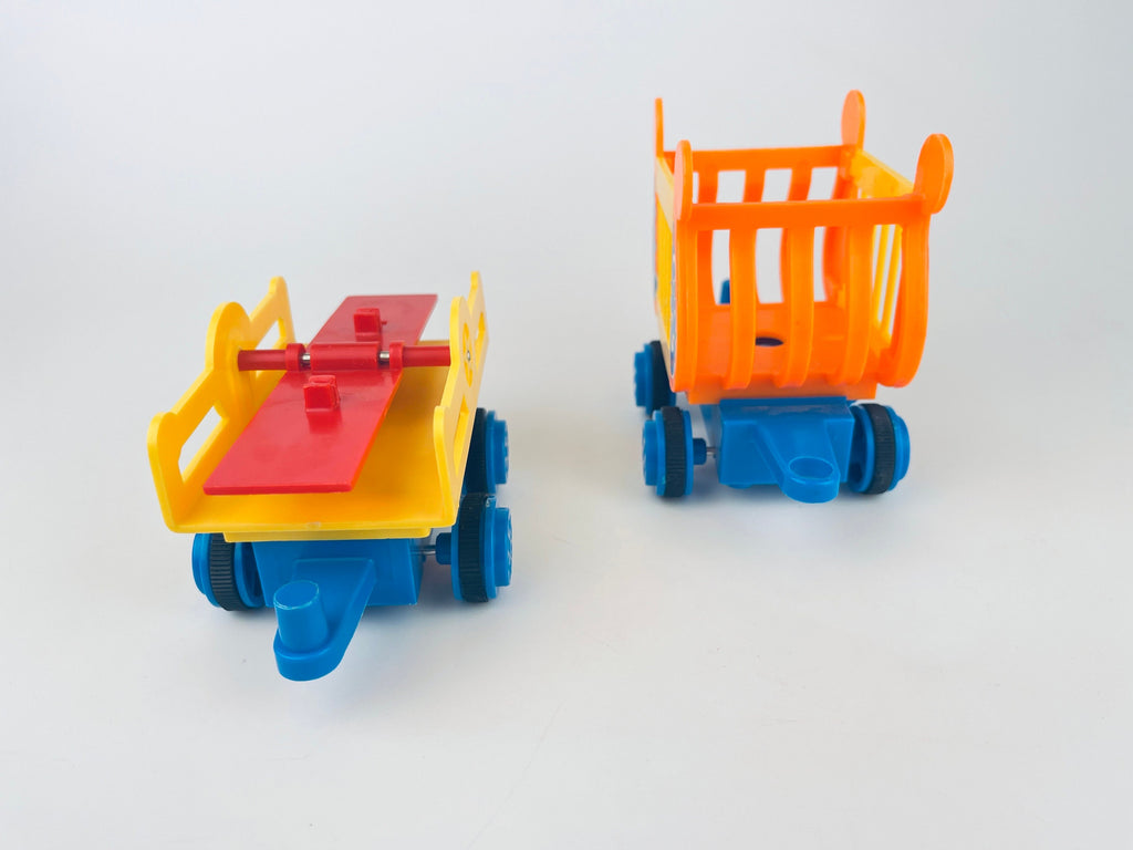 Product image for 'vintage fisher price circus train little people replacement made in usa sold separately' (view 90439d)
