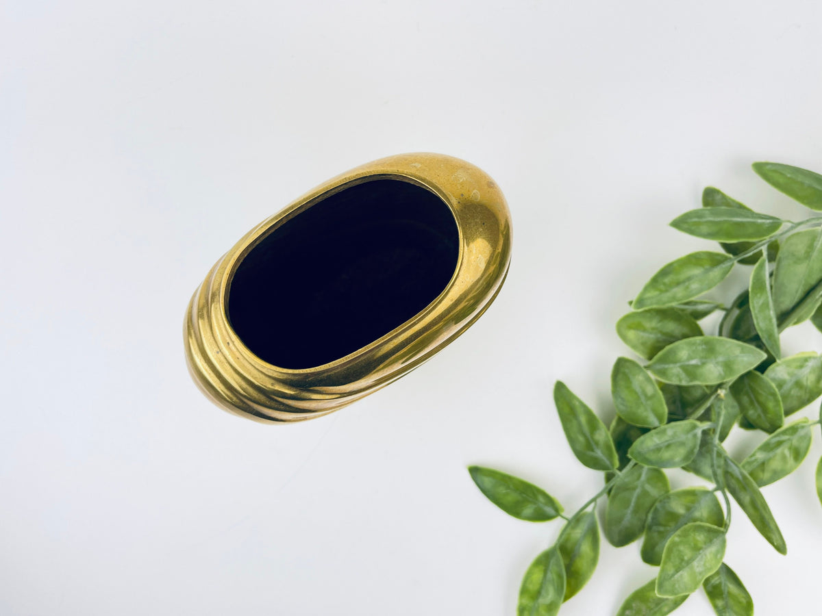 Product image for 'vintage art deco revival brass vase indoor planter attractive aged metal patina' (view 6f2a50)
