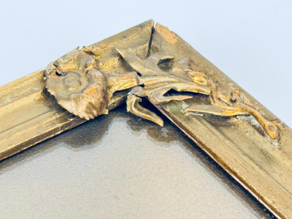 Product image for 'antique gilded picture frame floral embellishments heart cutout' (view 5e3b14)