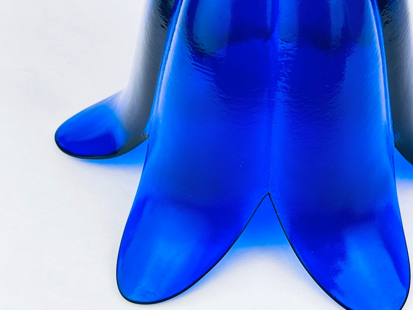 Product image for 'vintage cobalt blue glass floral votive candle holders studio nova handmade in portugal' (view a9a3ab)