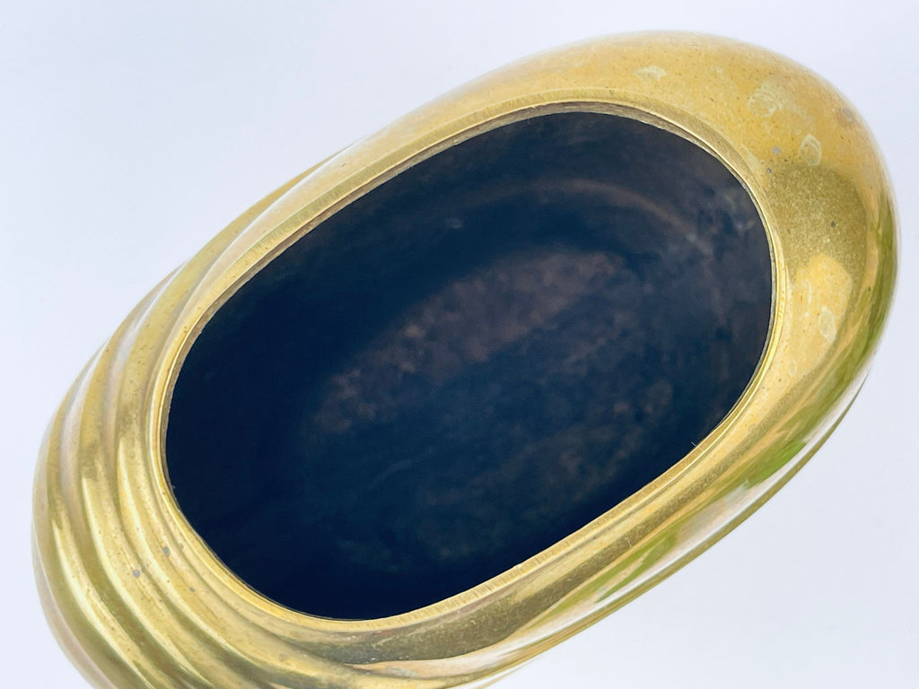 Product image for 'vintage art deco revival brass vase indoor planter attractive aged metal patina' (view 91ef25)