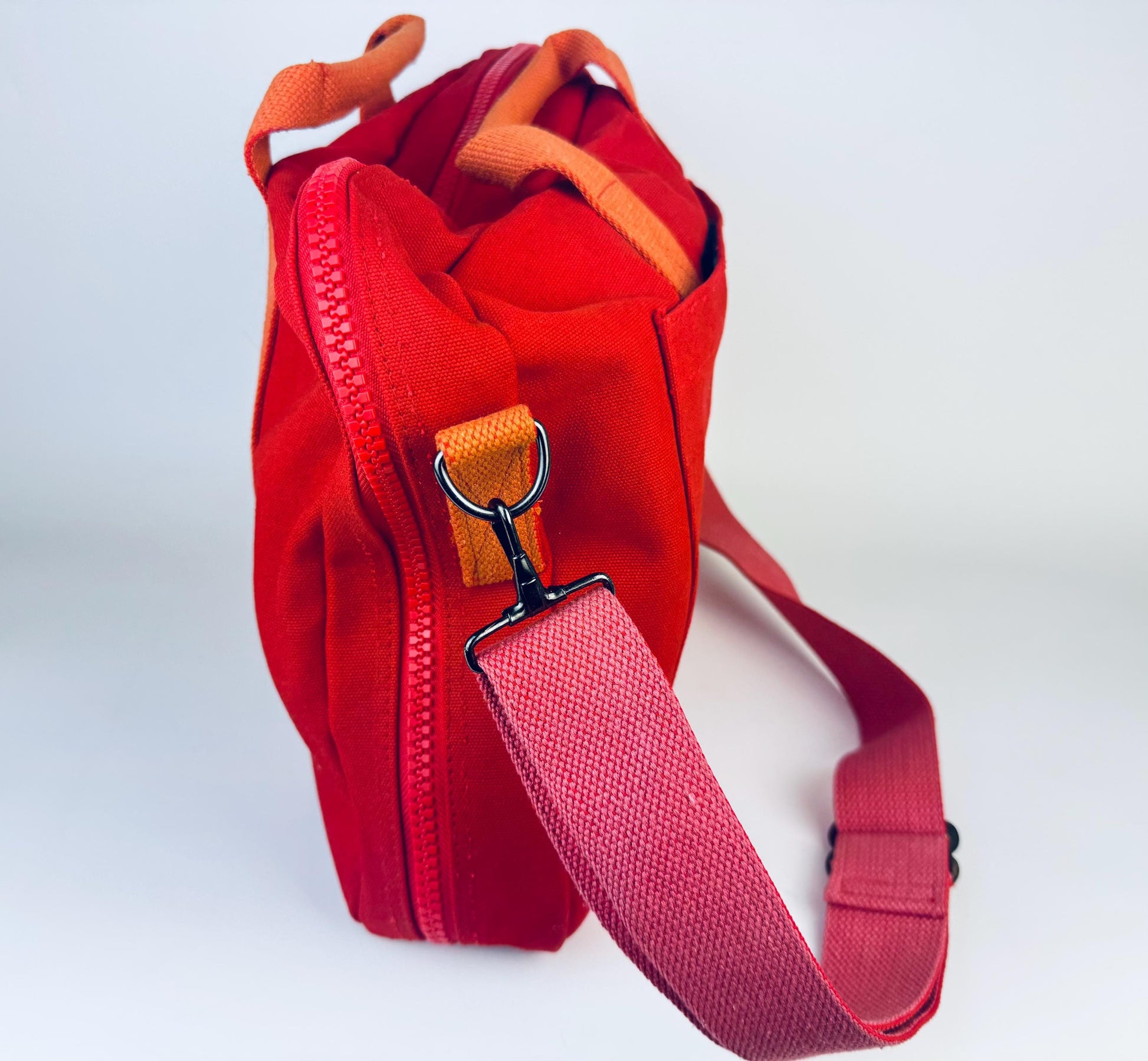 Product image for 'vintage 1980s coca cola bag coke is it retro shoulder tote' (view 8ad52e)