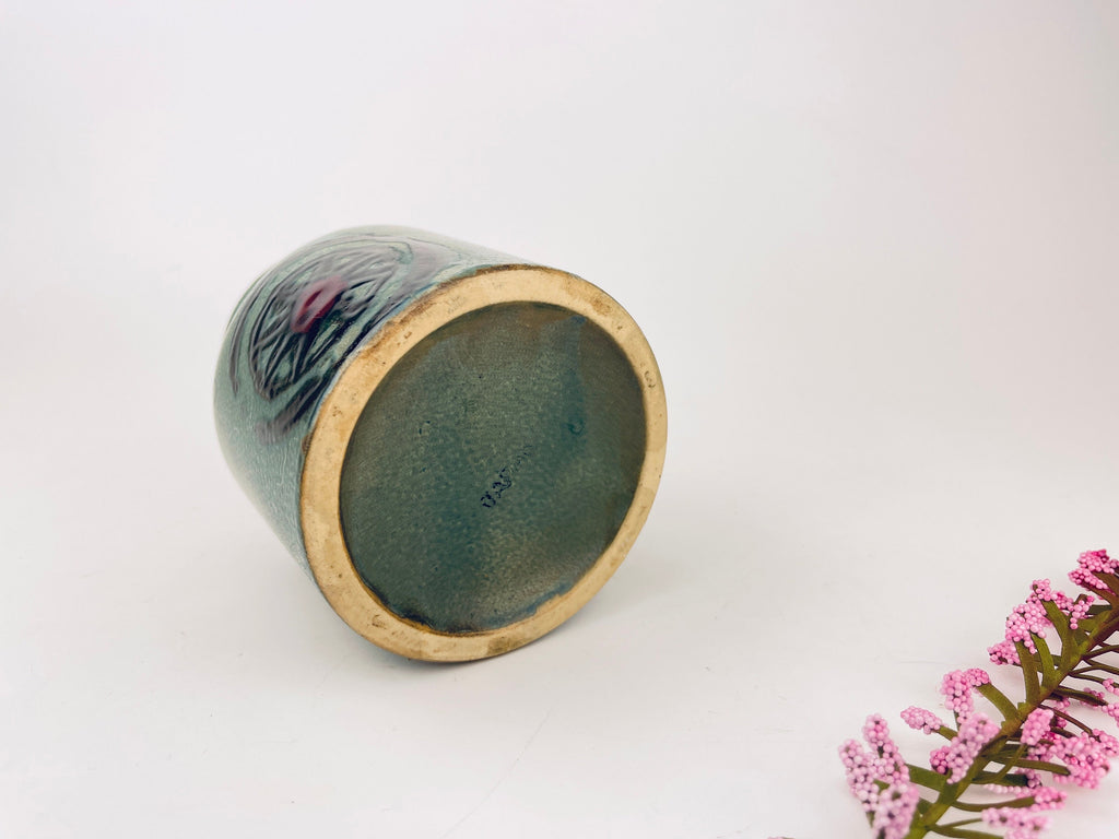Product image for 'vintage hand painted mcm green geometric star bud vase made in japan' (view 2be6ff)
