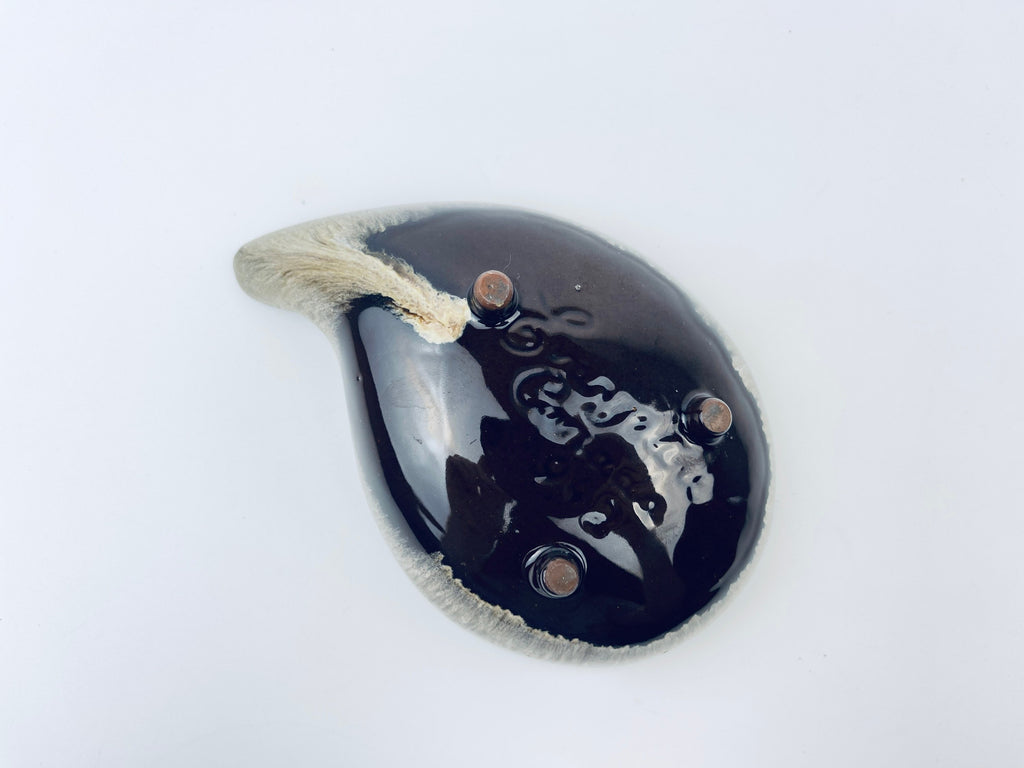 Product image for 'vintage teardrop drip glazed red clay trinket dish evangeline pottery canada made in canada' (view 5959a0)