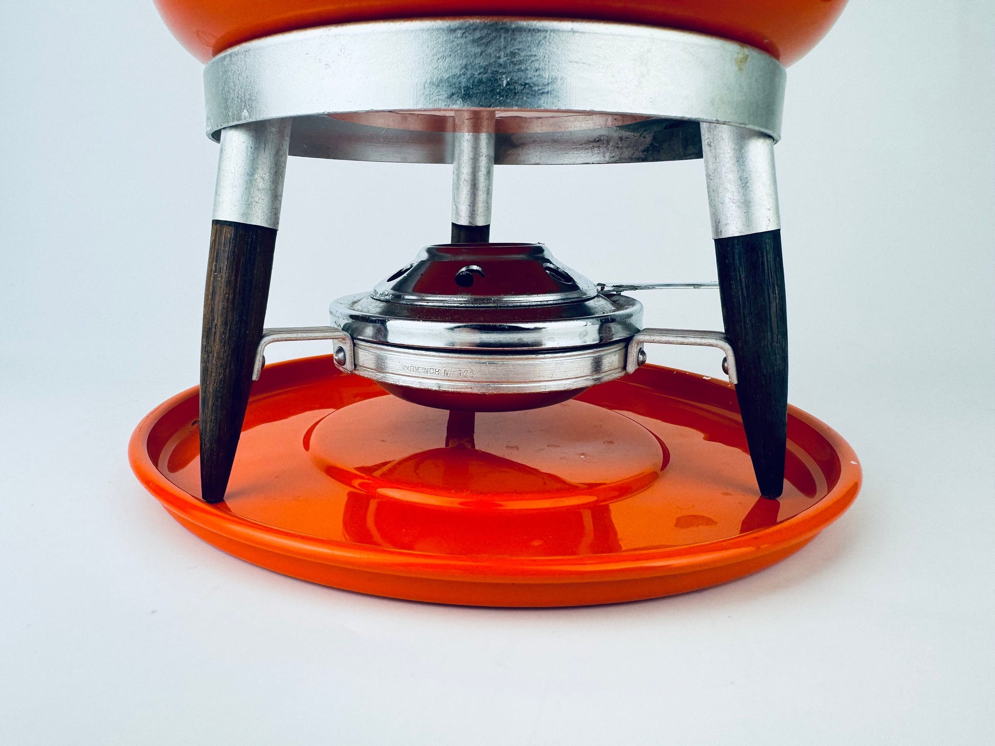Product image for 'vintage bright orange metal fondue set wood accents made in hong kong' (view 1294ab)