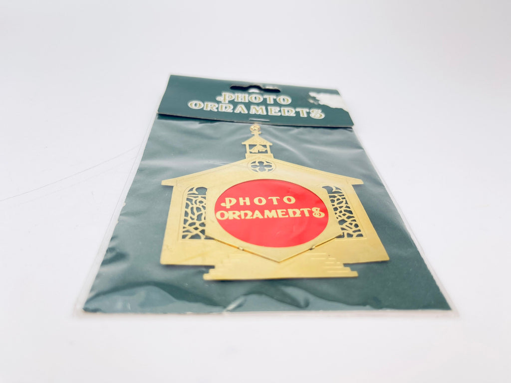 Product image for 'vintage solid brass christmas photo ornament church chapel' (view 04cfb7)