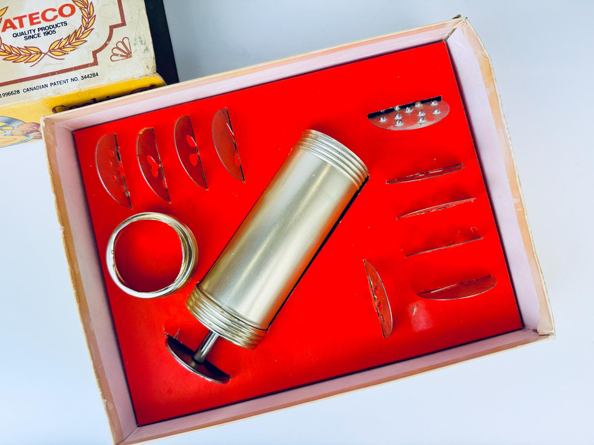 Product image for 'vintage ateco the original cookie noodle maker made in usa' (view 0ae447)
