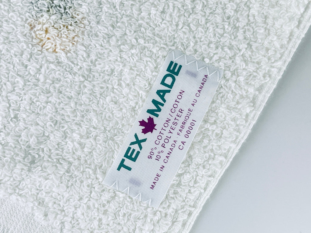 Product image for 'vintage floral print white bath towel made in canada by tex made new old stock nos sold separately' (view 539140)