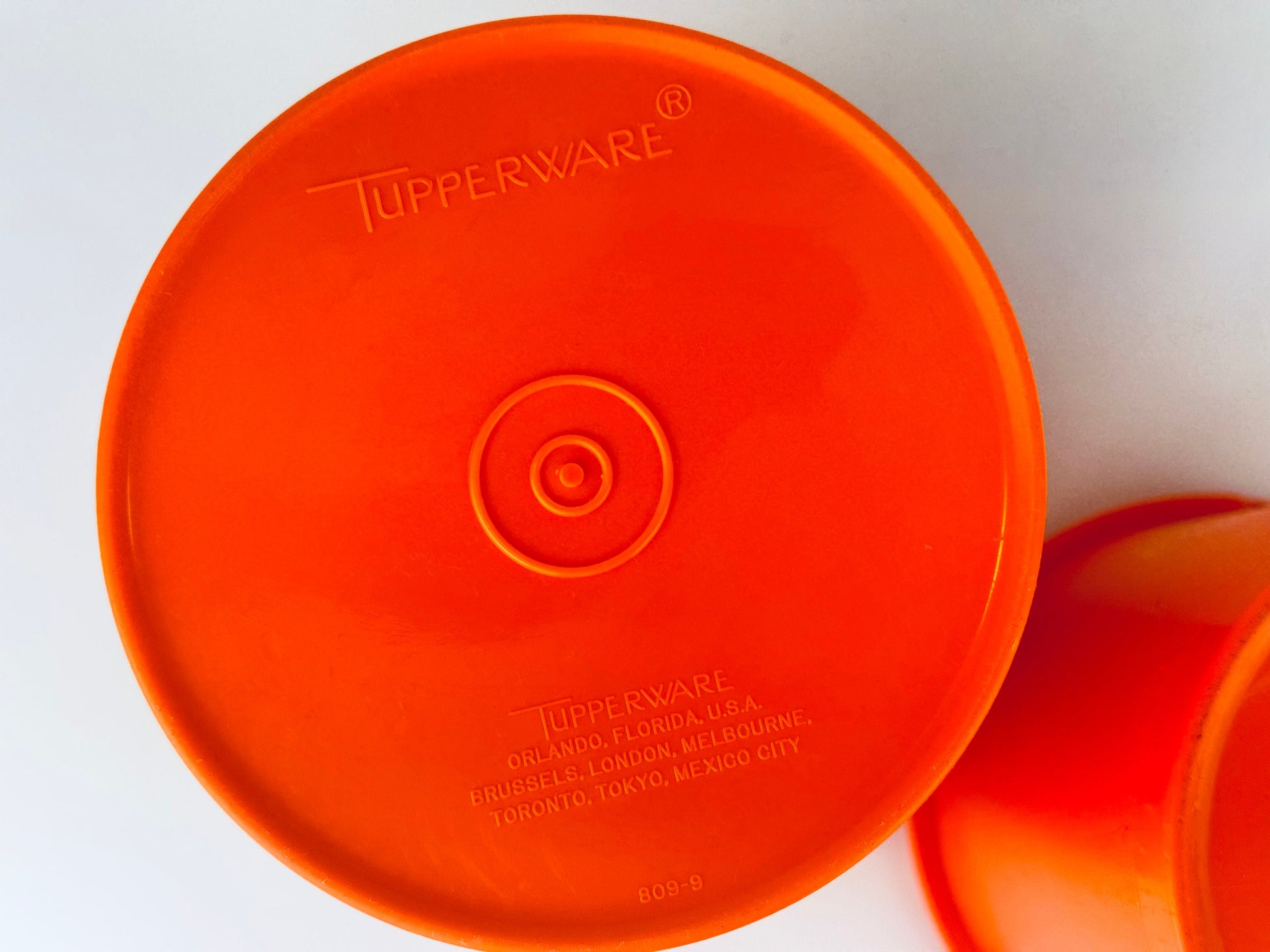 Product image for 'vintage harvest orange plastic tupperware countertop servalier container maxi canisters set of two 2' (view 93db86)