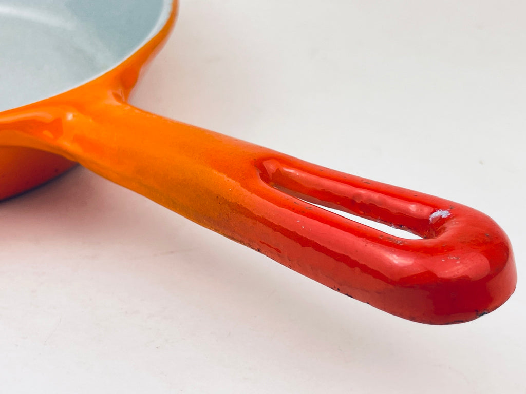 Product image for 'vintage levcoware ombre orange porcelain enamelled cast iron skillet made in japan' (view c0c397)