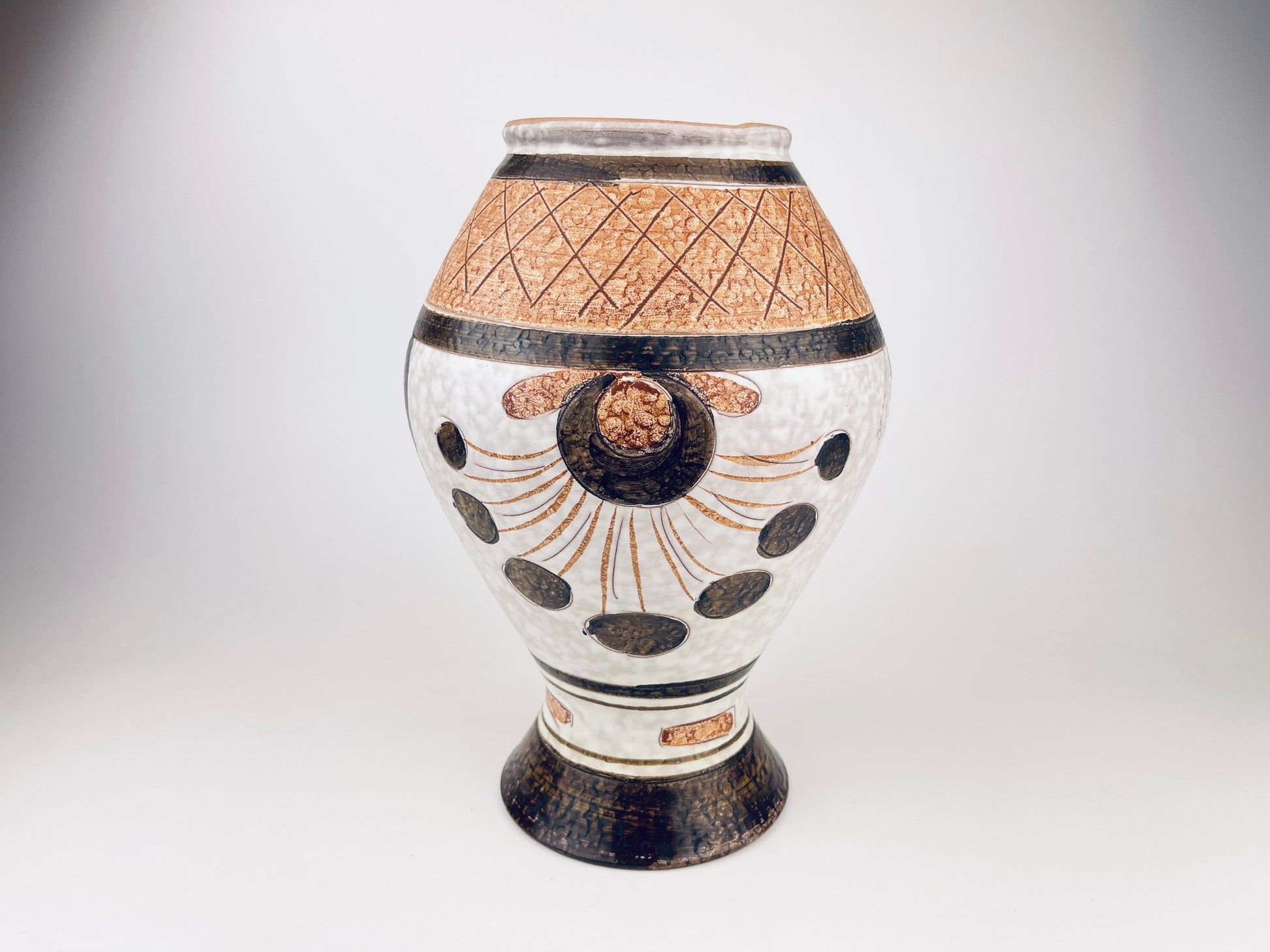 Product image for 'vintage italian muted earth tone hand painted mcm pottery widemouth vase made in italy by italica arc pottery' (view ea1069)