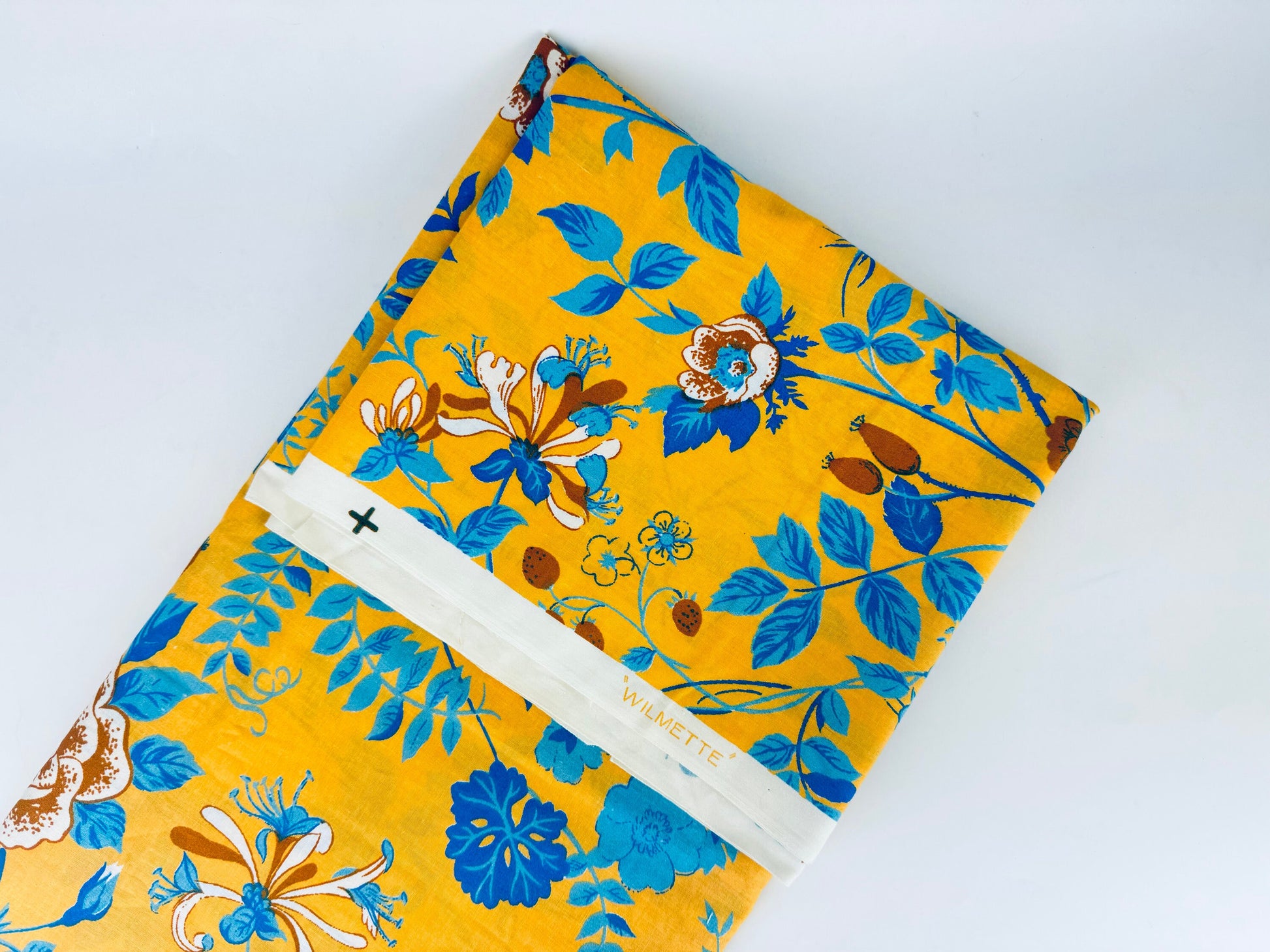 Product image for 'vintage gold blue floral wilmette fabric material 53 x 79' (view c67677)