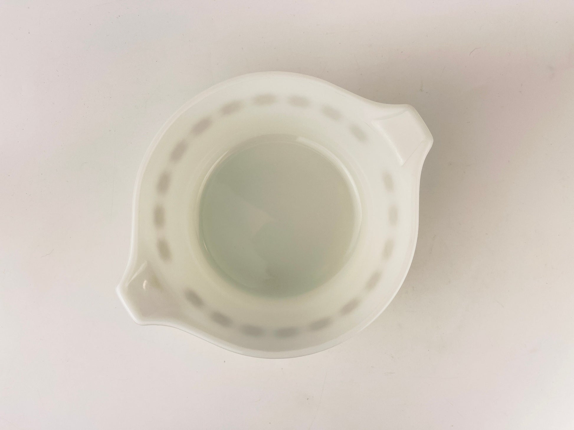 Product image for 'vintage town country pyrex casserole dish 473 1 qt brown point star design' (view a58988)