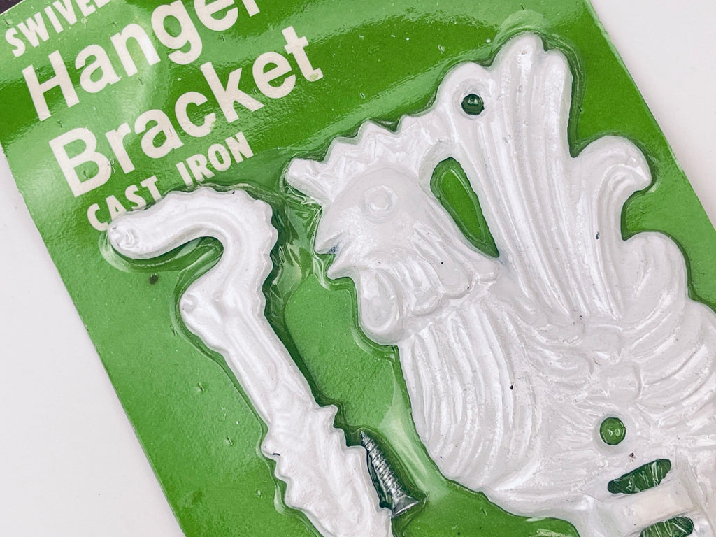 Product image for 'vintage white cast iron gold rooster swivel wall hanger bracket new old stock nos' (view d2afdf)