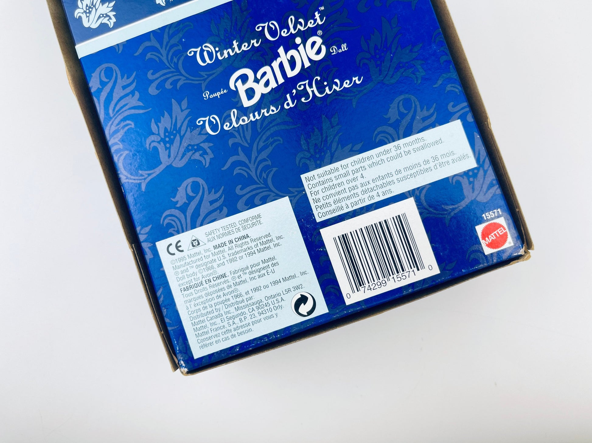 Product image for 'vintage barbie doll avon exclusive winter velvet special edition new in box 1995' (view d10372)