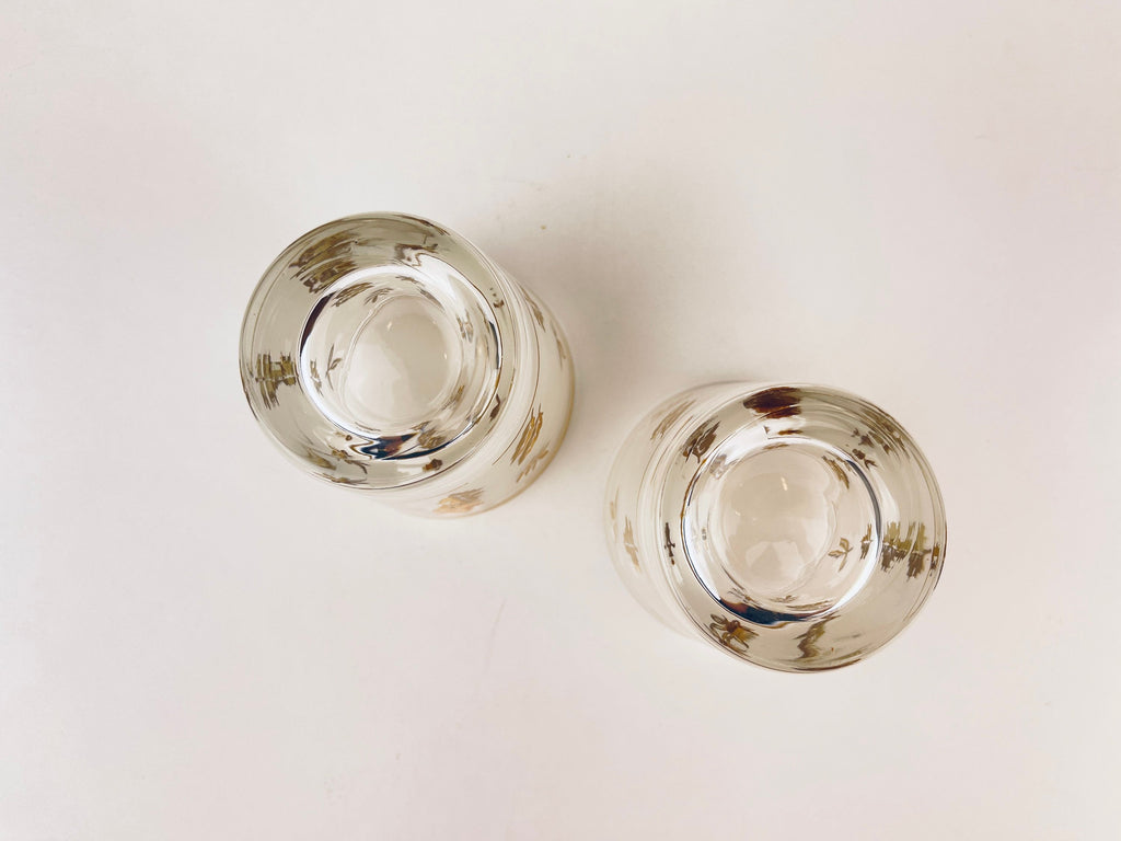 Product image for 'vintage mcm low ball glasses set of two 2 frosted gold leaf pattern' (view 3c89ee)