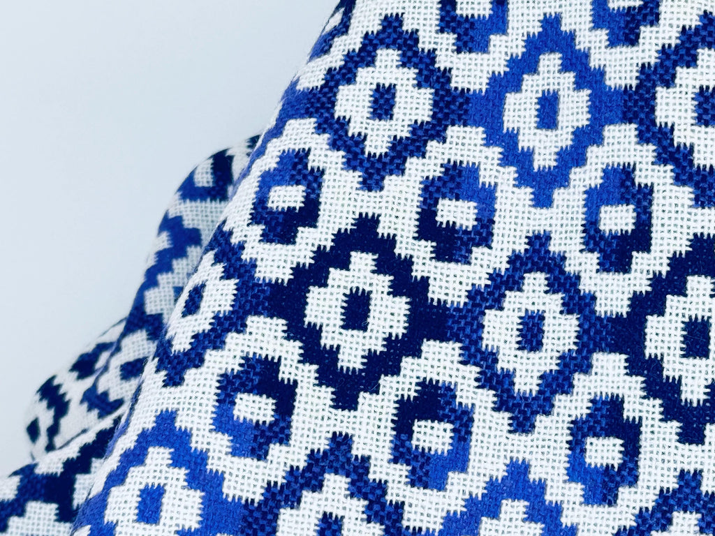 Product image for 'vintage purple white geometric thick woven jacquard fabric 27 x 55' (view b627e9)