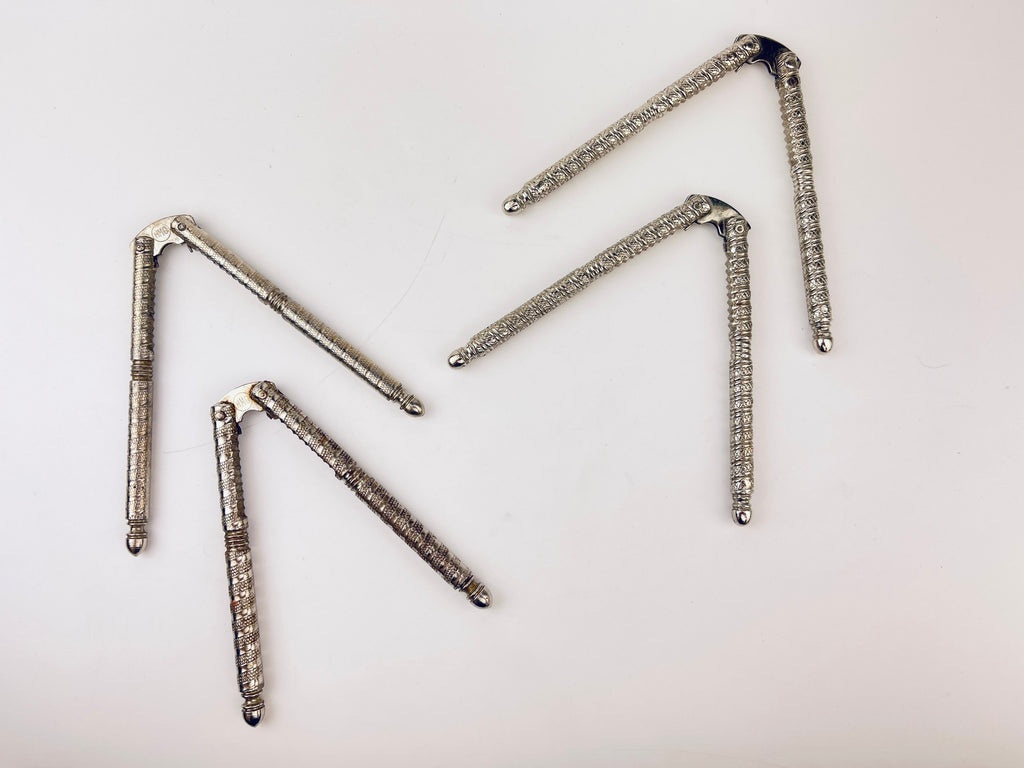 Product image for 'vintage silver manual hand held nut cracker sold individually' (view a5d390)
